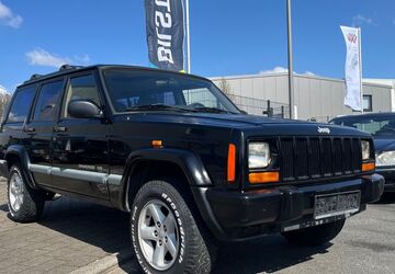 Jeep Cherokee 243.000 km 6.999 &euro; Bochum 44809