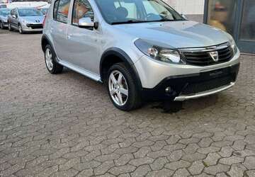 Dacia Sandero 139.000 km 5.980 &euro; Essen 45141