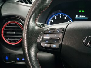 Hyundai Kona Unique 4fach Alu Klimaautom. Kamera 31.570 km 19.880 &euro; HAAN 42781