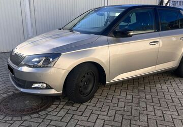 Skoda Fabia 85.000 km 10.299 &euro; Erkrath 40699
