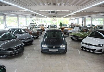 VW Golf 175.000 km 2.850 &euro; Essen 45356