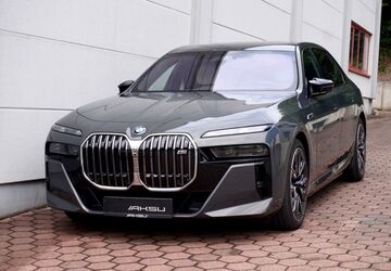 BMW i7 22.000 km 119.800 &euro; Velbert 42551