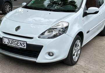 Renault Clio 121.000 km 4.700 &euro; Duisburg 47226