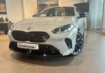 BMW M135 12.842 km 45.890 &euro; Duisburg 47119