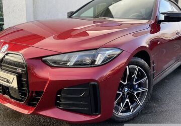 BMW i4 24.085 km 53.940 &euro; Essen 45134