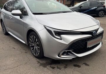 Toyota Corolla 23.662 km 27.890 &euro; Gelsenkirchen 45891