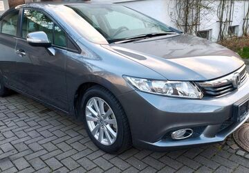 Honda Civic 86.985 km 9.900 &euro; Gladbeck 45966