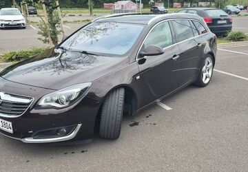 Opel Insignia 172.000 km 6.800 &euro; Bochum 44866