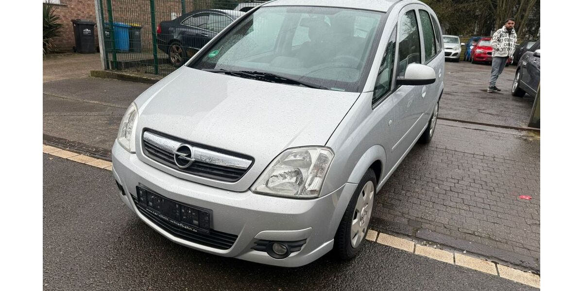 Opel Meriva 98.000 km 3.700 &euro; Essen 45359