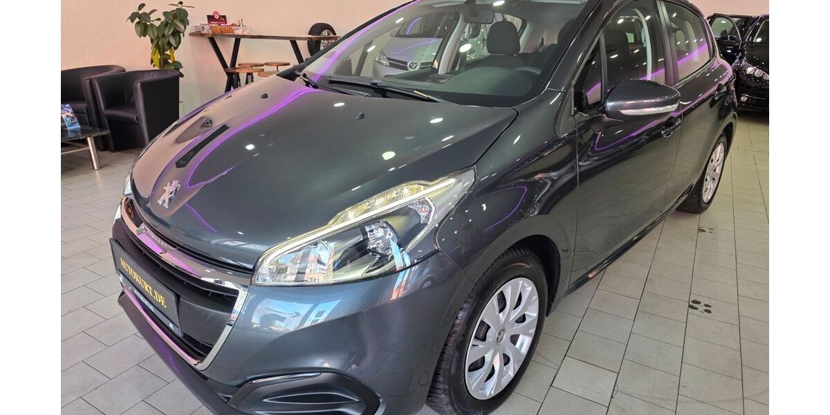 Peugeot 208 30.850 km 8.190 &euro; Recklinghausen 45661