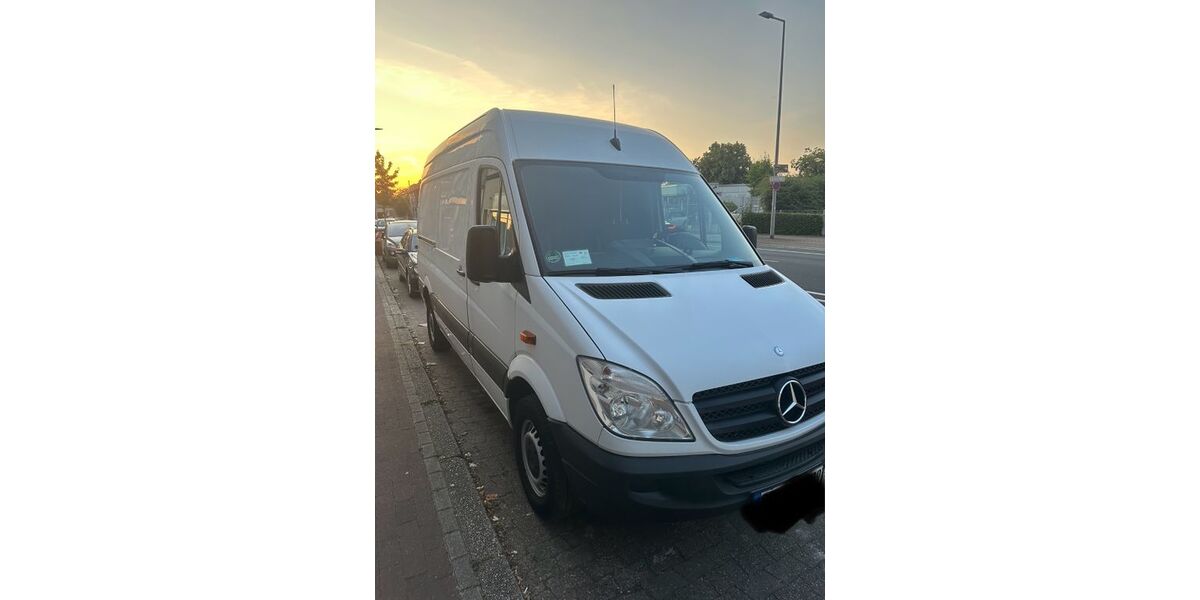 Mercedes-Benz Sprinter 195.000 km 10.999 &euro; Oberhausen 46045