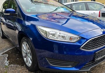 Ford Focus 51.000 km 7.900 &euro; Essen 45144