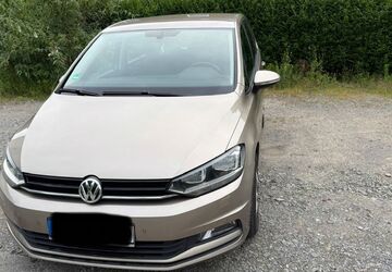 VW Touran 232.600 km 10.500 &euro; Essen 45326