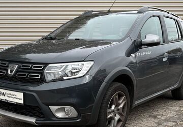 Dacia Logan 46.300 km 12.390 &euro; Duisburg 47059