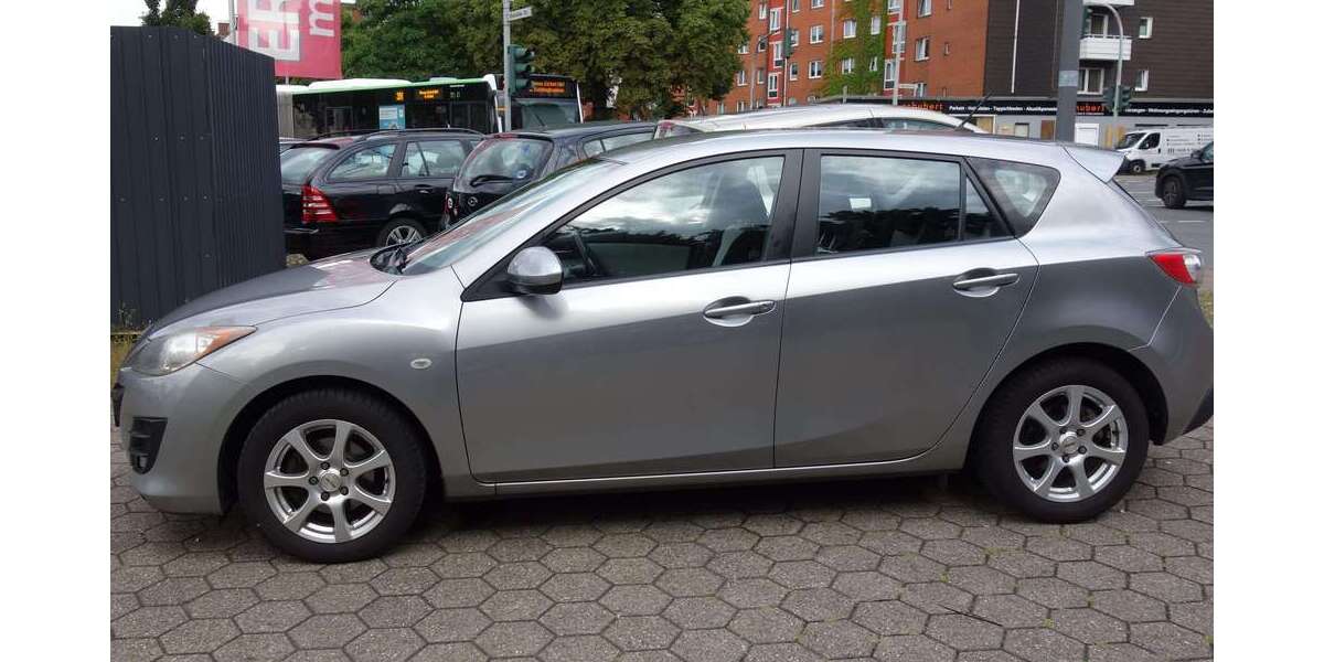 Mazda 3 130.000 km 5.699 &euro; Herne 44653