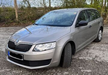 Skoda Octavia 240.000 km 5.500 &euro; Essen 45134