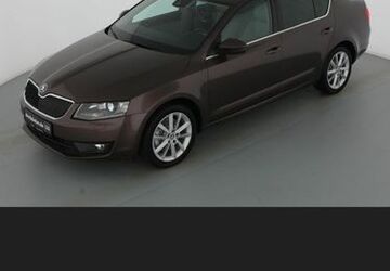 Skoda Octavia 126.000 km 11.000 &euro; Essen 45127