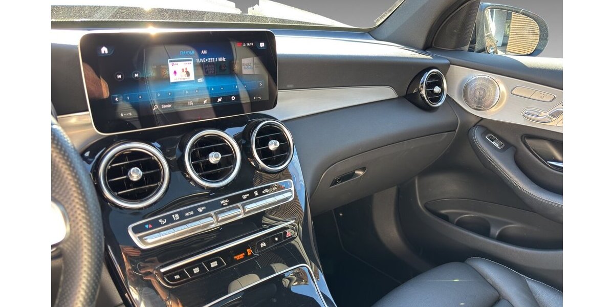 Mercedes-Benz GLC 300 e 4M AMG Leder Burm Pano MBUX Kamera 107.149 km 22.700 &euro; Wuppertal 42327