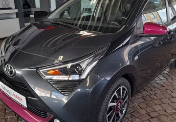 Toyota Aygo (X) 75.000 km 8.350 &euro; Gelsenkirchen 45888