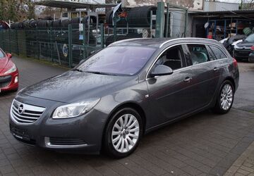 Opel Insignia 105.000 km 7.999 &euro; Bochum 44793