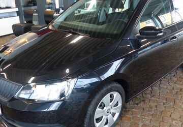 Skoda Fabia 79.466 km 7.350 &euro; Gelsenkirchen 45888
