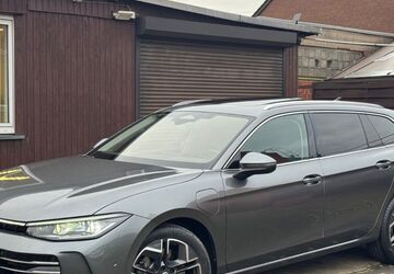 VW Passat Variant 18.500 km 39.950 &euro; Duisburg 47179
