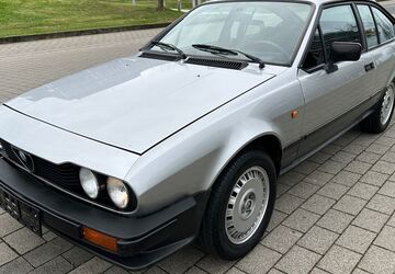 Alfa Romeo GTV 131.718 km 15.000 &euro; Essen 45131