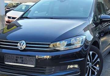 VW Touran 112.000 km 21.990 &euro; Essen 45144