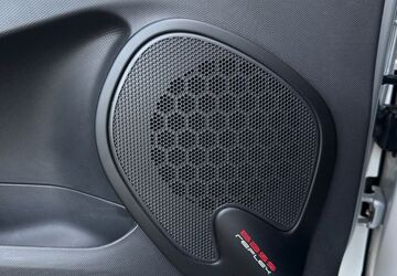 Renault Clio 69.700 km 13.900 &euro; Duisburg 47259