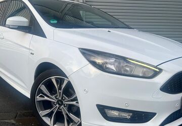 Ford Focus 69.000 km 11.990 &euro; Wuppertal 42285