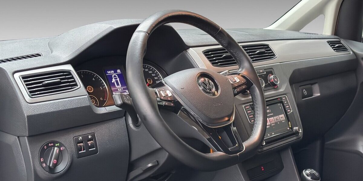 VW Caddy Trendline BMT Klima Tempo Sitzhzg. PDC 145.078 km 12.900 &euro; Wuppertal 42327