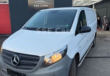 Mercedes-Benz Vito 124.200 km 14.299 &euro; Bochum 44795