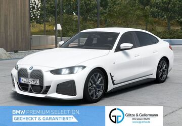 BMW i4 18.042 km 51.740 &euro; Mülheim 45472