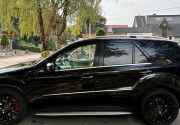Mercedes-Benz ML 500 150.000 km 22.500 &euro; Gelsenkirchen 45897