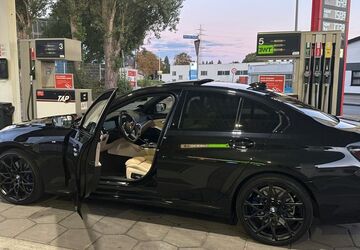 BMW 330 79.999 km 32.499 &euro; Duisburg 47167