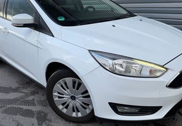 Ford Focus 96.055 km 10.900 &euro; Wuppertal 42285