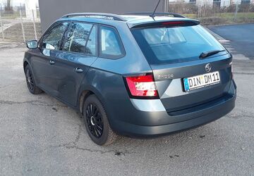 Skoda Fabia 98.600 km 6.990 &euro; Hünxe 46569