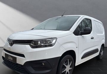 Toyota Proace City 116.000 km 13.950 &euro; Dinslaken 46537