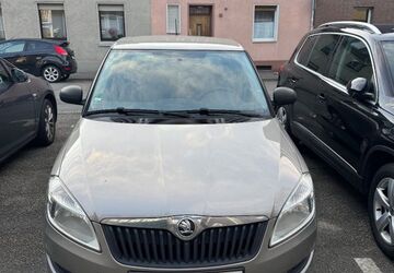 Skoda Fabia 69.900 km 5.799 &euro; Oberhausen 46047