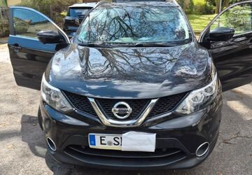 Nissan Qashqai 81.000 km 11.799 &euro; Essen 45359