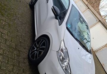 Peugeot 208 122.000 km 3.000 &euro; Recklinghausen, Westf (Ost) 45665