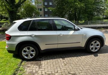 BMW X5 204.000 km 15.350 &euro; Duisburg 47178