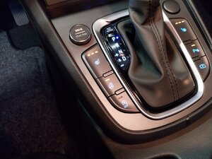 Hyundai Kona Prime 2WD H-UP Kam Navi SHZ LHZ ACC 27.595 km 20.490 &euro; HAAN 42781