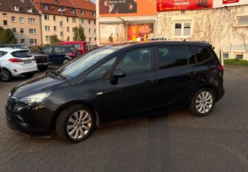 Opel Zafira Tourer 145.000 km 7.500 &euro; Essen 45131