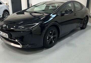Toyota Prius 29.999 km 35.889 &euro; Haan 42781