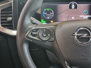 Opel Mokka-e e Ultimate Winterp. Navi Pro Dach schw. Un 14.071 km 22.690 &euro; HAAN 42781