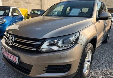 VW Tiguan 151.579 km 12.900 &euro; Wuppertal 42289