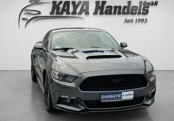 Ford Mustang 118.500 km 19.999 &euro; Mülheim a.d. Ruhr 45476