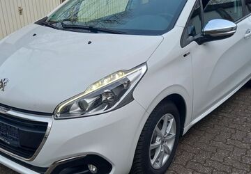 Peugeot 208 99.575 km 5.500 &euro; Gelsenkirchen 45881