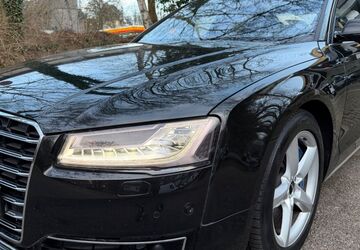 Audi A8 224.870 km 23.200 &euro; Essen 45276